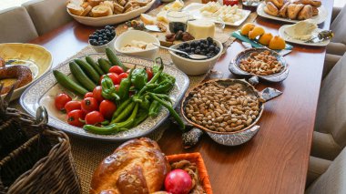 Türk geleneksel kahvaltı masasında