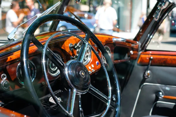 Berlin Deutschland Juni 2018 Lenkrad Armaturenbrett Und Interieur Schöner Oldtimer — Stockfoto