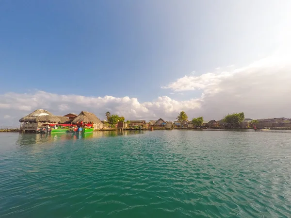 Cabañas Paja Casas Madera Pueblo Kuna Yala Isla — Foto de Stock