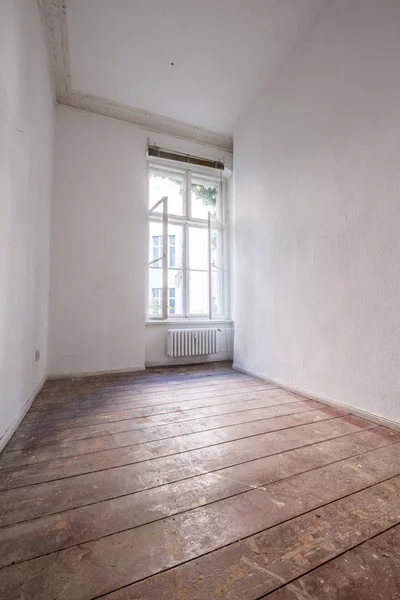 Leeres Zimmer Mit Altem Holzboden Renovierungskonzept Der Wohnung — Stockfoto