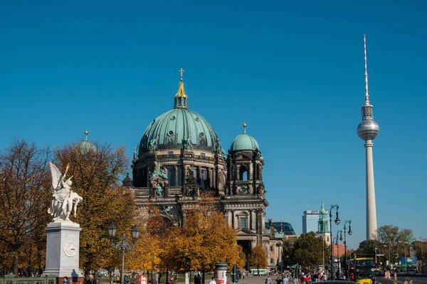 Berlim Alemanha Outubro 2018 Catedral Berlim Berliner Dom Torre Fernsehturm — Fotografia de Stock