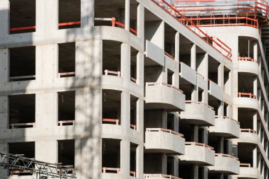 İnşaat halindeki yeni apartman - gayrimenkul geliştirme