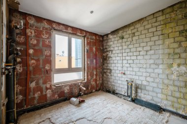 Yenileme sırasında boş banyo, hijyenik yenileme 