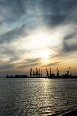 bağlantı noktası yukarıda güneş ışınlarının