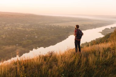 Anonim Gezgin Görünümü hayran