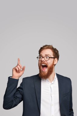 Kırmızı saçlı işadamı fikir sahip olmak