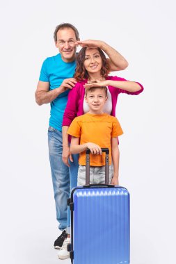 Kameraya bakan yolcu ailesi