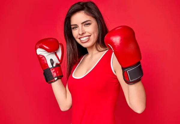 Weltmeisterin in Boxhandschuhen — Stockfoto