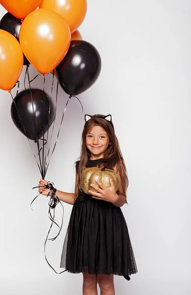 Menina feliz com balões preto e laranja — Fotografia de Stock