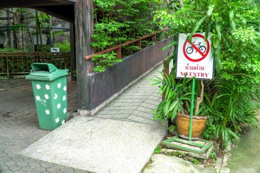 hiçbir bisiklet yolu Sign-bisiklet değil, bu alan için girmeyin, yol, bisiklet şeridi, Bisiklet hattı geçmeyin