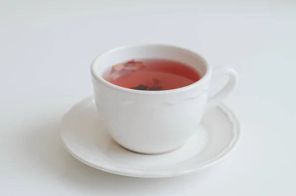 Fehér Pohár Vörös Gyógynövény Tea Hibiszkusz Tea Egészséges Meleg Ital — Stock Fotó