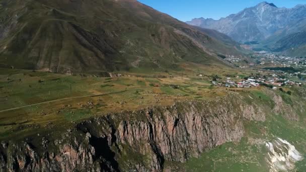 Berggipfel Und Ihre Natur Luftaufnahme — Stockvideo