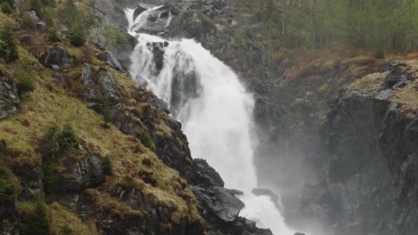 Fabulosa Cascada Noruega Hermosos Paisajes — Vídeos de Stock