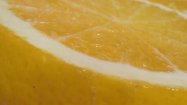 Oranžové Plátky Jsou Talíři Detailní Záběr Makro Kamera Pohybuje Hladce — Stock video