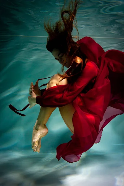 Dancing Woman Water Pool Red Dress — Stock Photo, Image