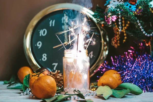 Composição Natal Composto Por Horas Cuja Seta Horas Copos Champanhe — Fotografia de Stock