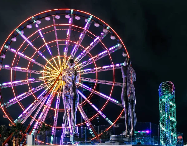 Staty Nino Och Ali Natten Carousel Bakgrunden Och Alfabetiska Tower — Stockfoto