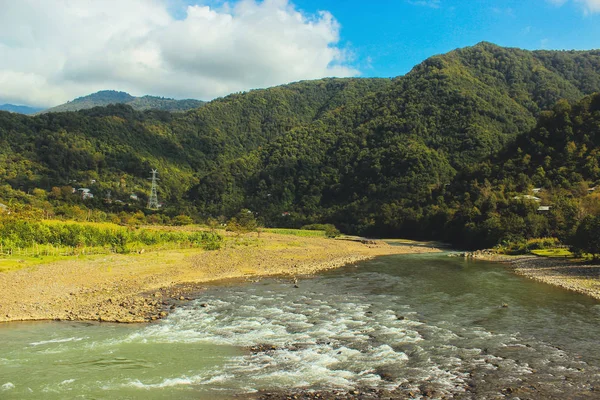 Berglandschap Vanaf Een Uitkijkplatform Close Met Wolken Rivier Batumi Georgië — Stockfoto