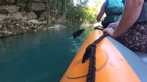 Rafting Auf Dem Martvili Canyon Sommer Georgien Zeitlupe — Stockvideo