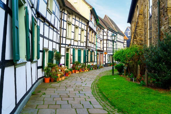 Cidade velha Pequena rua secundária em Hattingen Ruhr Alemanha — Fotografia de Stock