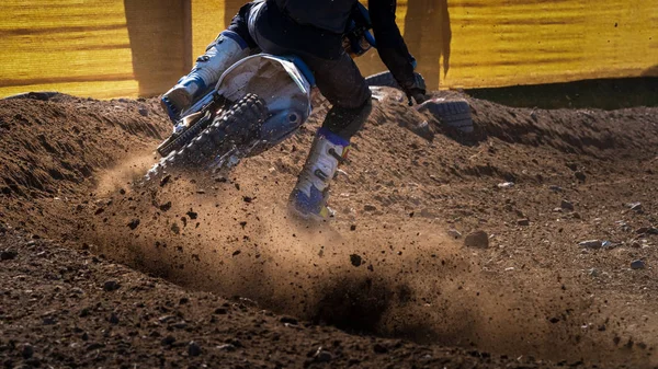 Details of debris in a motocross race, Close-up of motocross wheel — Stock Photo, Image