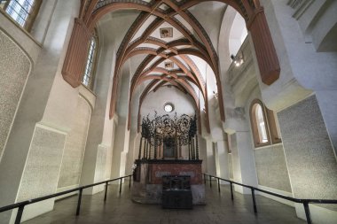 Prague, Çek Cumhuriyeti. Mayıs 2018. Pinkas Sinagogu Prag, Çek Cumhuriyeti için iç görünüm