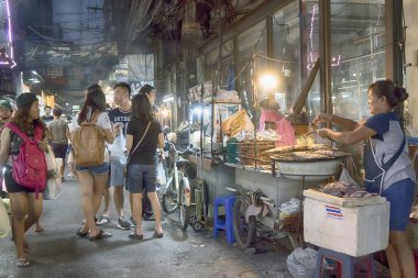  Bangkok, Tayland. Ocak 2018.Selling gıda sokaklarda Bangkok, Tayland