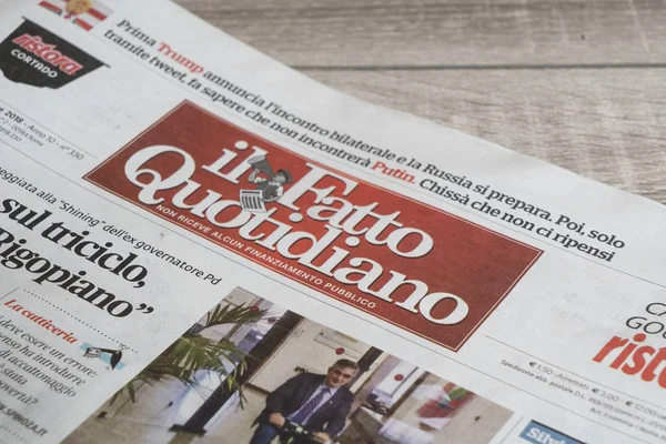 Udine Itália Novembro 2018 Uma Cópia Jornal Italiano Fatto Quotidiano — Fotografia de Stock