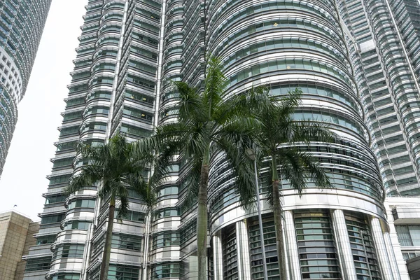 クアラルンプール マレーシア 2019 クアラルンプール マレーシアのペトロナス タワーの建築の表示 — ストック写真