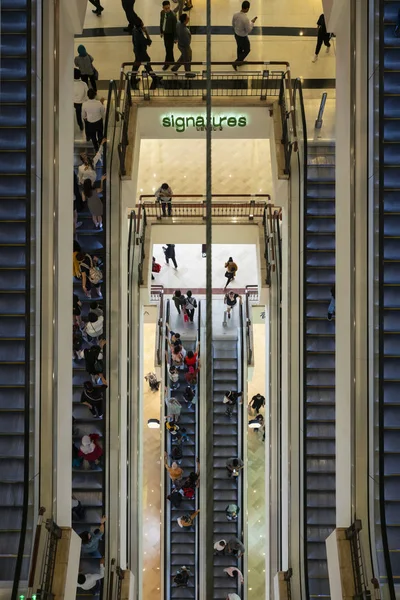 Kuala Lumpur Malasia Enero 2019 Vista Las Escaleras Mecánicas Dentro — Foto de Stock