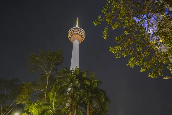 クアラルンプール マレーシア 2019 クアラルンプール マレーシアのメナラ空港タワーの夜景 — ストック写真