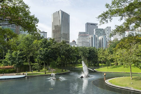 Kuala Lumpur Malásia Janeiro 2019 Uma Vista Lago Parque Klcc — Fotografia de Stock