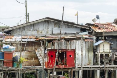 Pulau Ketam Adası, Malezya. Ocak 2019. Yol boyunca küçük bir Şapel