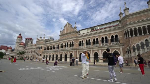 Kuala Lumpur Malezya Ocak 2019 Turistler Bangunan Sultan Abdul Samad — Stok video