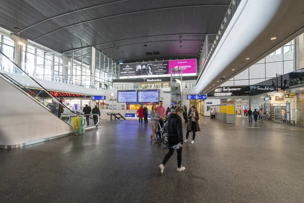 Stazione ferroviaria centrale di Varsavia — Foto Stock