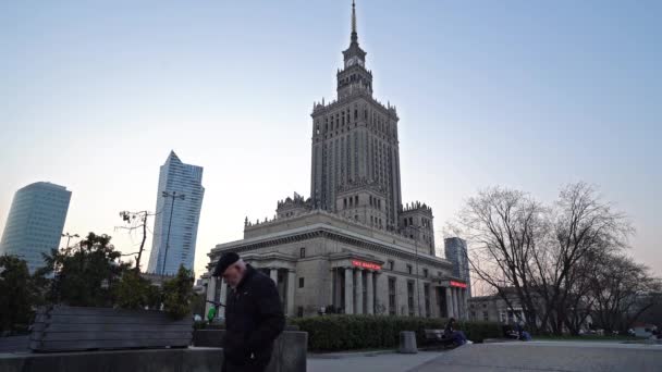 Warszawa Polska Kwiecień 2019 Widok Pałacu Kultury Nauki Zachodzie Słońca — Wideo stockowe