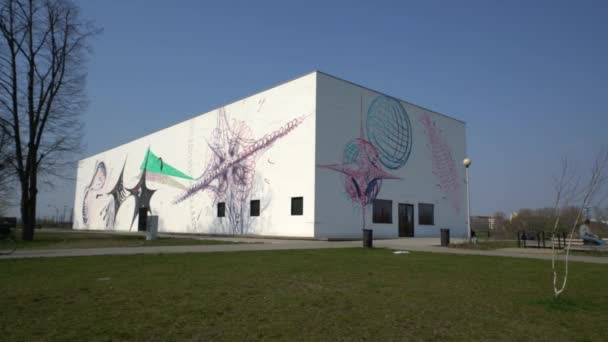 Varsovia Polonia Abril 2019 Vista Exterior Del Edificio Del Museo — Vídeos de Stock