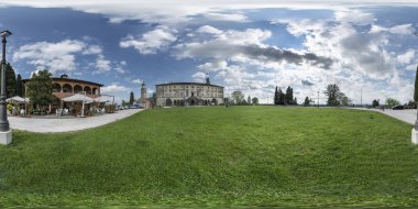Udine Kalesi