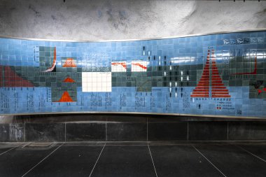 Stockholm'deki Universitetet Metro İstasyonu