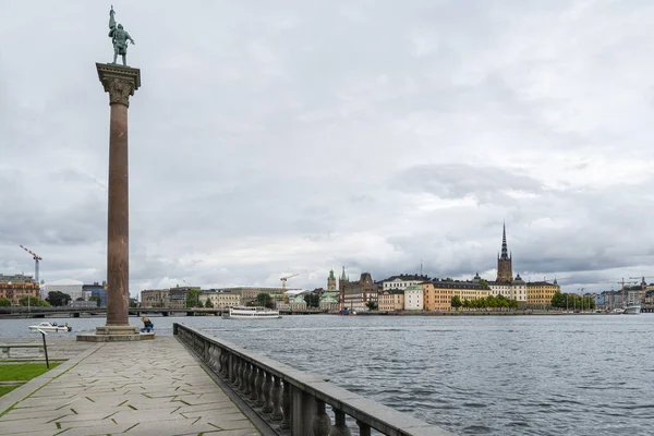 Het park van het stadhuis van Stockholm — Stockfoto