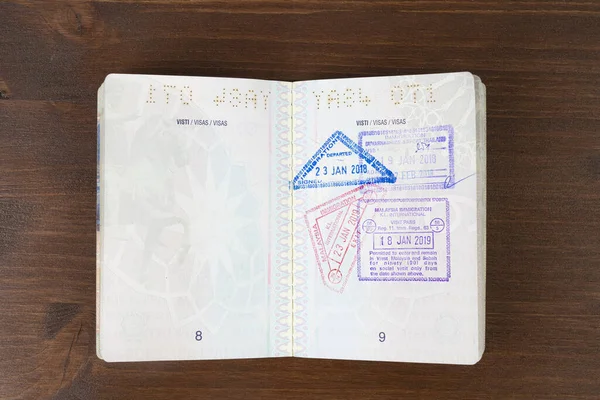 Il passaporto italiano — Foto Stock