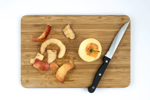 A peeled apple — Stock Photo, Image