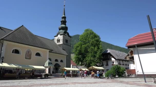 Kranjska Gora Σλοβενία Ιουλίου 2020 Άποψη Της Κεντρικής Πλατείας Της — Αρχείο Βίντεο