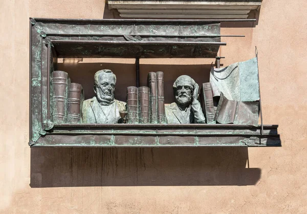 Ravenna Olaszország 2020 Július Camillo Benso Emlékműve Cavour Giuseppe Mazzini — Stock Fotó