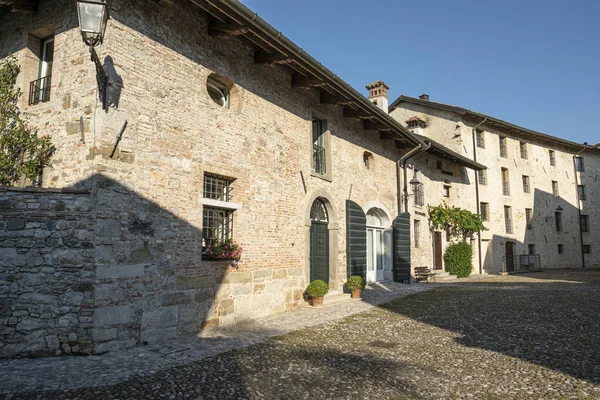 意大利Strassoldo 2020年9月11日 对中世纪村庄Strassoldo房屋的全景观察 — 图库照片