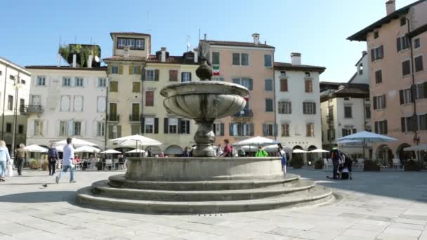 Udine Itália Setembro 2020 Fonte James Square Piazza San Giacomo — Vídeo de Stock
