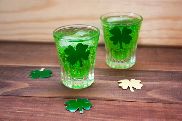 Green Cocktail Patrick Day Wooden Background — Stock Photo, Image