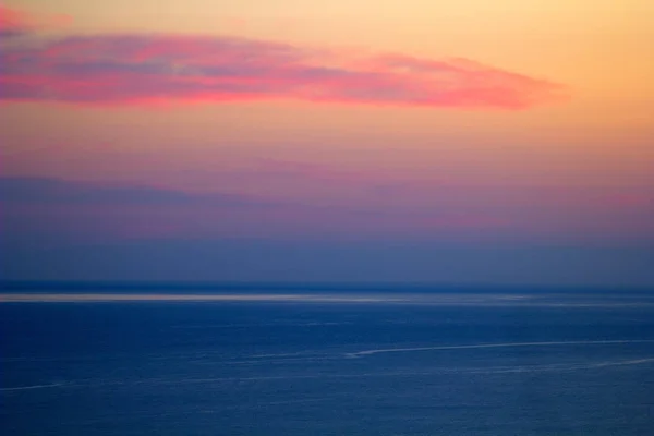 Hermosa Vista Del Mar Cielo Atardecer Minimalismo Color Pastel —  Fotos de Stock