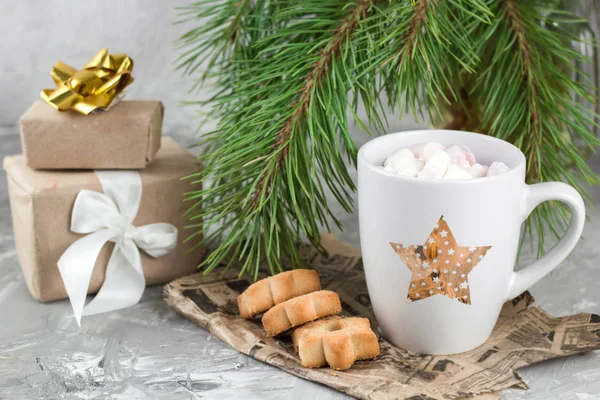 Gift Boxes Mug Drink Decorated Marshmallow Star Shape Cookies Evergreen — Stock Photo, Image