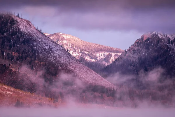 Montanhas coloridas de Grand Teton ao nascer do sol — Fotografia de Stock